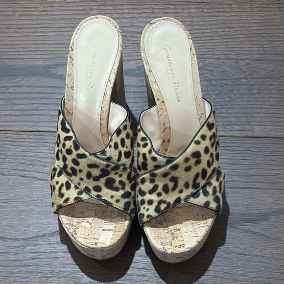 Gianvito Rossi Cassie Calf-Hair Crisscross Platform Sandals, Leopard Size 38/8 - Picture 4 of 12